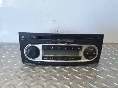 Tweedehands auto-onderdeel AUDIOSYSTEEM / RADIO-CD voor MITSUBISHI COLT BERLINA 3 (Z30)  OEM IAM-referenties MR587702HA  