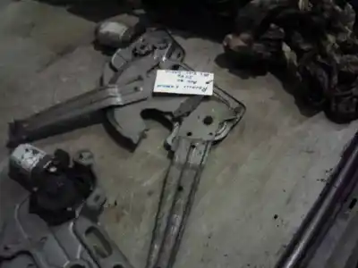 Recambio de automóvil de segunda mano de ELEVALUNAS DELANTERO DERECHO para RENAULT SAFRANE  referencias OEM IAM   