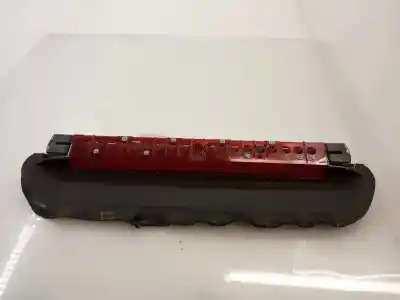 Peça sobressalente para automóvel em segunda mão farolim de travão central por bmw serie 3 berlina (e90) 320d referências oem iam 63257145519