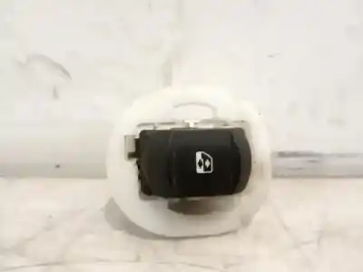 Tweedehands auto-onderdeel schakelaar rechts voor ruit voor renault clio iii emotion oem iam-referenties 8200108266