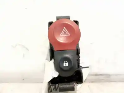 Second-hand car spare part hazard warning lights for renault kangoo profesional oem iam references 8200214896a