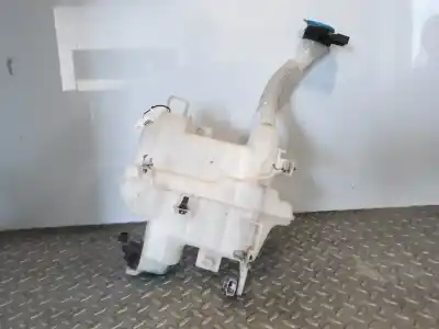 Second-hand car spare part windscreen washer bottle for mazda 6 lim. (gh) (.2012->) 2.2 turbodiesel cat oem iam references ghr167481