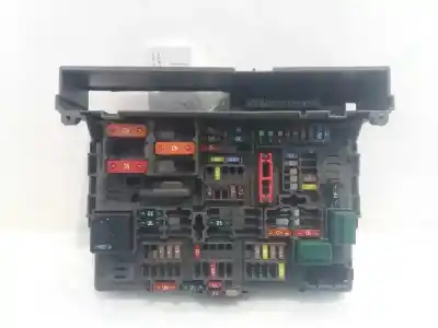 Автозапчасти б/у блок реле/предохранителей за bmw serie 1 berlina (e81/e87) 123d ссылки oem iam 61146971370