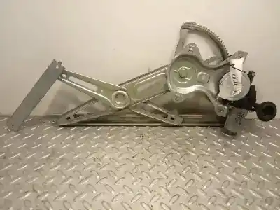 Second-hand car spare part passenger side right window regulator for toyota auris (_e15_) 1.6 (zre151_) oem iam references 857100d100