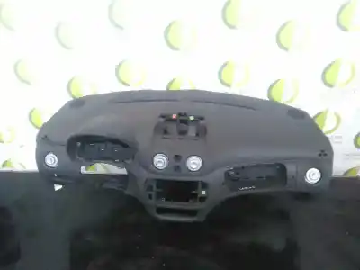 Pièce détachée automobile d'occasion TABLEAU DE BORD pour CITROEN C3  Références OEM IAM 8211CA  