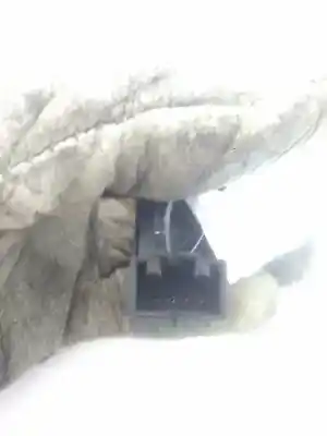 Peça sobressalente para automóvel em segunda mão botão / interruptor elevador vidro dianteiro direito por seat leon (5f1) reference referências oem iam 5g0959855r  