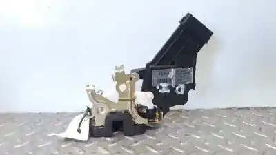 Second-hand car spare part left front door lock for kia magentis 2.0 cat oem iam references 813102g010