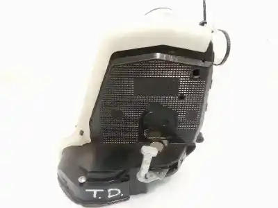 Автозапчасти б/у замок задней правой двери за toyota yaris (ksp9/scp9/nlp9) 1.4 turbodiesel cat ссылки oem iam 690500d060  