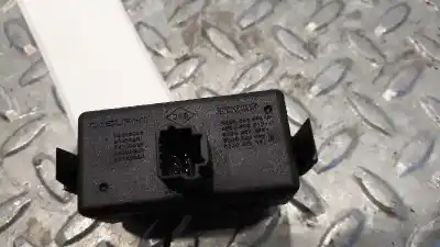 Second-hand car spare part hazard warning lights for renault clio iii emotion oem iam references   