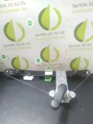 Peça sobressalente para automóvel em segunda mão elevador de vidros traseiro direito por bmw serie 1 berlina (e81/e87) 118d referências oem iam 