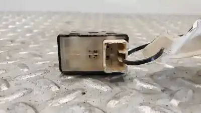Second-hand car spare part right front power window switch for daewoo matiz 0.8 cat oem iam references 621w04270  