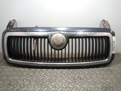 Автозапчастина б/у ПЕРЕДНЯ РЕШІТА для SKODA FABIA (6Y2/6Y3)  Посилання на OEM IAM   