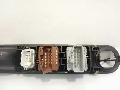 Автозапчасти б/у выключатель левого переднего окна за renault espace iv (jk0) privilege ссылки oem iam 8200315042  8200328425
