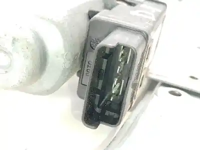 Second-hand car spare part driver left window regulator for renault clio iii emotion oem iam references 8200843592 400858g 8200291148c