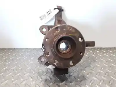Pièce détachée automobile d'occasion MOYEU DE ROUE AVANT GAUCHE pour RENAULT CLIO III  Références OEM IAM 8200345944  