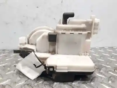 Second-hand car spare part front right door lock for volkswagen vento (1h2) 1.8 oem iam references 1h1837016a  