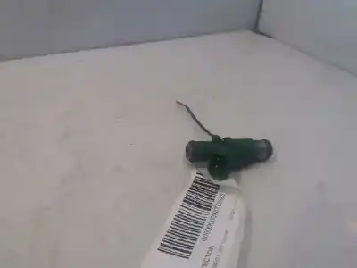 Pièce détachée automobile d'occasion Injecteur pour PEUGEOT 207 Confort Références OEM IAM 01F023  17982