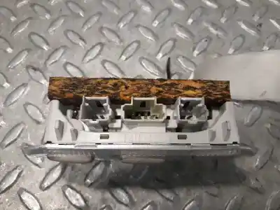 Second-hand car spare part interior light for peugeot 407 premium oem iam references   