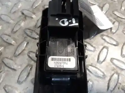 Pièce détachée automobile d'occasion commande de lève vitre arrière droit pour land rover range rover (lm) 3.6 td v8 références oem iam yud501070pvj  0712051