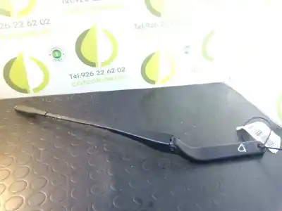 Peça sobressalente para automóvel em segunda mão haste de escova dianteiro direito por bmw serie 1 berlina (e81/e87) 118d referências oem iam 61617169972