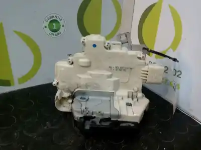 Peça sobressalente para automóvel em segunda mão fechadura da porta dianteira direita por audi a4 berlina (8e) 2.0 tdi 16v (103kw) referências oem iam 