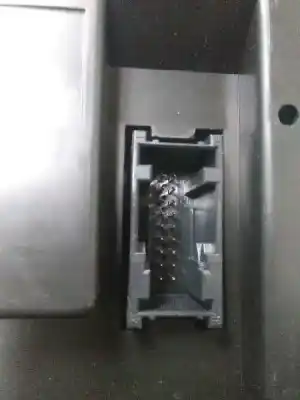 Peça sobressalente para automóvel em segunda mão quadrante por bmw serie 1 berlina (e81/e87) 118d referências oem iam 696450401 ik6964504019 100063205