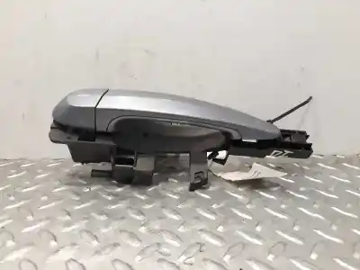 Peça sobressalente para automóvel em segunda mão puxador exterior dianteiro esquerdo por bmw serie 1 berlina (e81/e87) 118d referências oem iam 