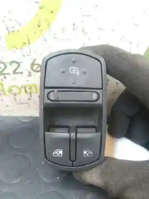Pezzo di ricambio per auto di seconda mano interruttore alzacristalli anteriore sinistro per opel corsa d (s07) 1.3 cdti (l08 l68) riferimenti oem iam 