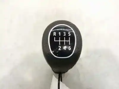 Pezzo di ricambio per auto di seconda mano POMELLO DELLA LEVA DEL CAMBIO per BMW SERIE 1 BERLINA (E81/E87)  Riferimenti OEM IAM 25117566267  