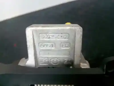 Автозапчастина б/у завнішня ручка задня ліва для opel corsa d selective посилання на oem iam 138685  