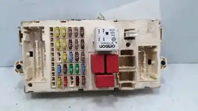 Pièce détachée automobile d'occasion BOÎTES À FUSIBLES pour FIAT BRAVO II (198_)  Références OEM IAM 0051829178 503440180103 51761160
