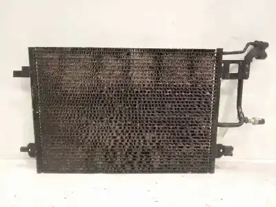 Peça sobressalente para automóvel em segunda mão condensador / radiador de ar condicionado por audi a4 berlina (b5) 1.9 tdi referências oem iam 8d0260401g