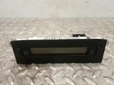 Peça sobressalente para automóvel em segunda mão display gps / multimídia por citroen c3 1.4 hdi exclusive referências oem iam 9647409477