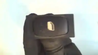 Peça sobressalente para automóvel em segunda mão botão / interruptor elevador vidro dianteiro direito por peugeot 407 st confort referências oem iam 