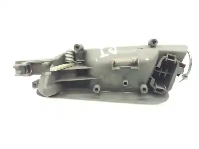 Second-hand car spare part interior right front handle for audi a3 (8p) 2.0 tdi ambiente oem iam references   