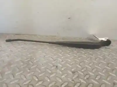 Second-hand car spare part left front windshield wiper arm for dodge caliber 2.0 16v crd cat oem iam references 