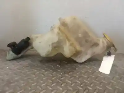 Second-hand car spare part windscreen washer bottle for dodge caliber 2.0 16v crd cat oem iam references 