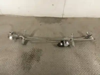 Pièce détachée automobile d'occasion MOTEUR D'ESSUIE-GLACE AVANT pour MERCEDES-BENZ VITO (W639) BASIC, COMBI  Références OEM IAM A6398200140  405148
