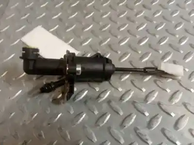 Peça sobressalente para automóvel em segunda mão bomba de embreagem por skoda rapid active referências oem iam 6r0721388