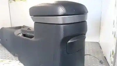 Pezzo di ricambio per auto di seconda mano bracciolo centrale per kia magentis 2.0 crdi riferimenti oem iam   