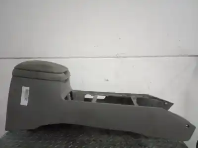 Second-hand car spare part center console for kia sorento (bl) (2002->) 2.5 crdi oem iam references 