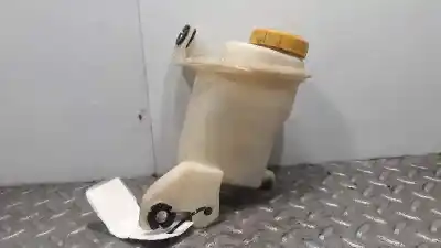 Second-hand car spare part power steering fluid tank for peugeot bipper 1.3 16v hdi fap oem iam references 4635e0