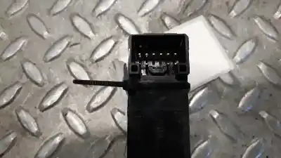 Peça sobressalente para automóvel em segunda mão botão / interruptor elevador vidro traseiro direito por mazda 5 berl. (cr) 2.0 crtd active+ (105kw) referências oem iam 6146t5  cc3366380a