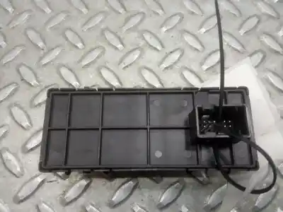 Second-hand car spare part left front power window switch for fiat 500 l (330) 1.3 16v jtd cat oem iam references 735555018  