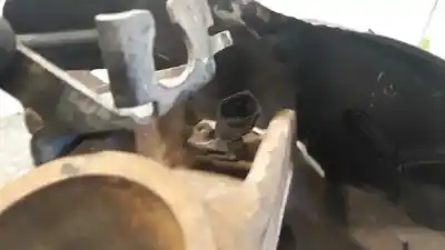 Автозапчасти б/у передняя правая кулачка за audi a2 (8z) 1.6 fsi ссылки oem iam 6q0407256ac  