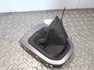 Pezzo di ricambio per auto di seconda mano rivestimento della leva del cambio per kia rio iv (yb, sc, fb) 1.4 crdi 90 riferimenti oem iam 846401w050