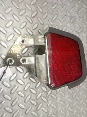 Second-hand car spare part central brake light for toyota avensis berlina (t25) 2.0 turbodiesel cat oem iam references 