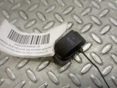 Second-hand car spare part right front power window switch for toyota avensis berlina (t25) 2.0 turbodiesel cat oem iam references 8481005050