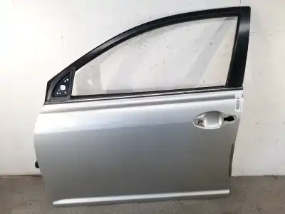 Second-hand car spare part left front door for toyota avensis berlina (t25) 2.0 turbodiesel cat oem iam references 