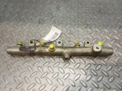 Автозапчастина б/у рампа инжектора для peugeot 307 break / sw (s1) sw pack посилання на oem iam 0445214019